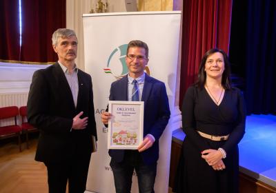 Tudást és Felemelkedést Alapítvány
